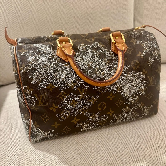 Rare Louis Vuitton Dentelle Monogram Speedy Bag-Authenticated - Picture 3 of 14